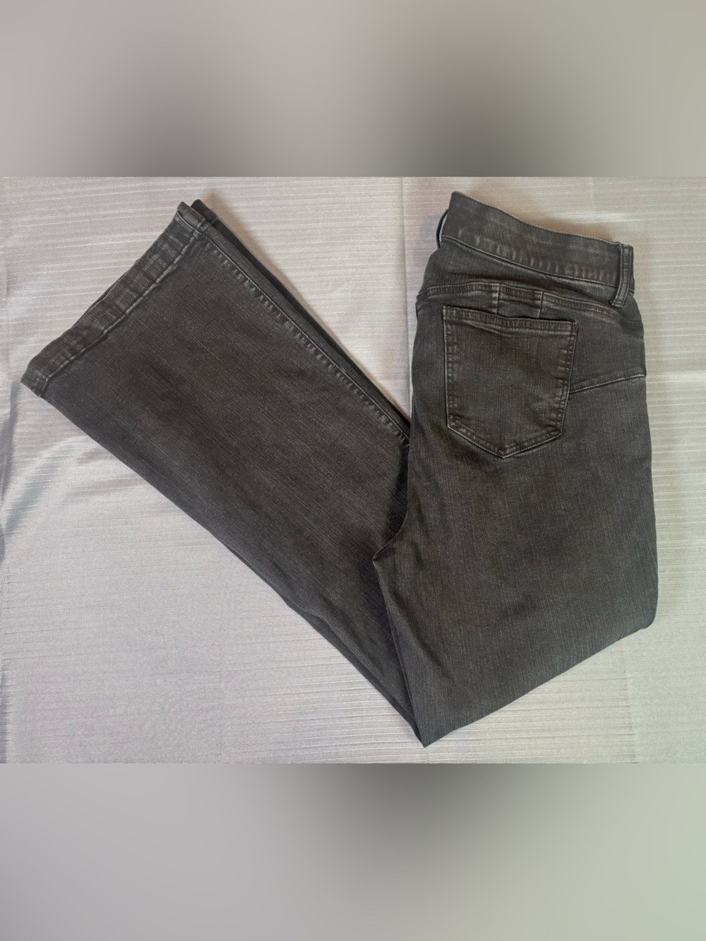 Torrid Bombshell Flare Black Jeans Premium Stretch Women’s 18R Plus